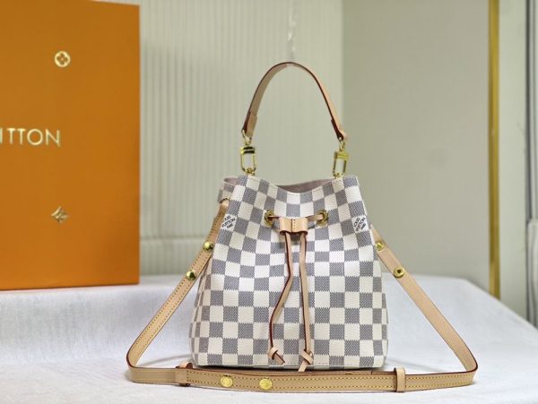 Luxury LV Handbag M46581