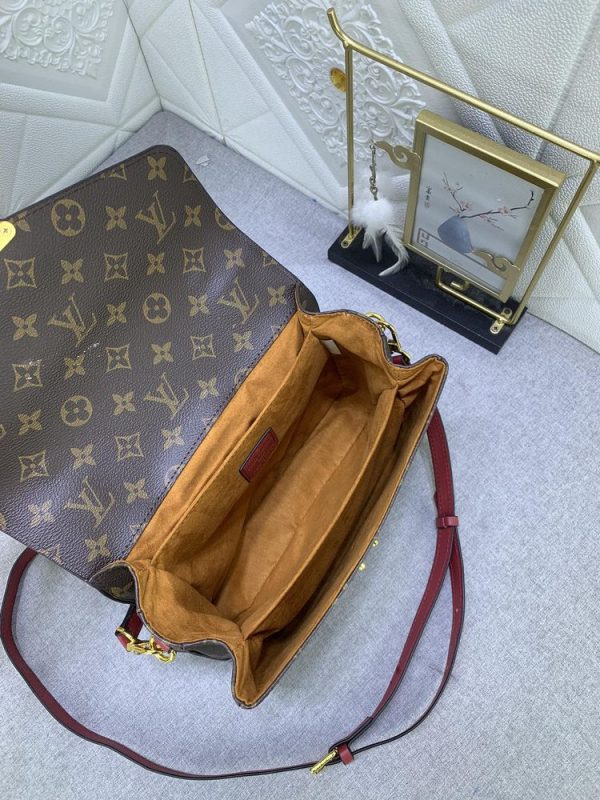 Luxury LV Handbag M40780