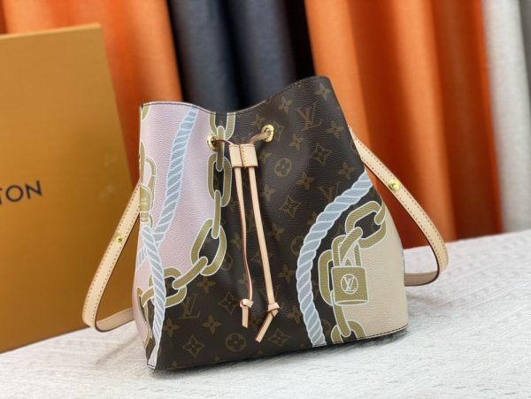 Luxury LV Handbag M40474