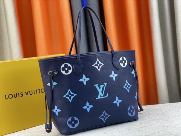 Luxury LV Handbag M45684