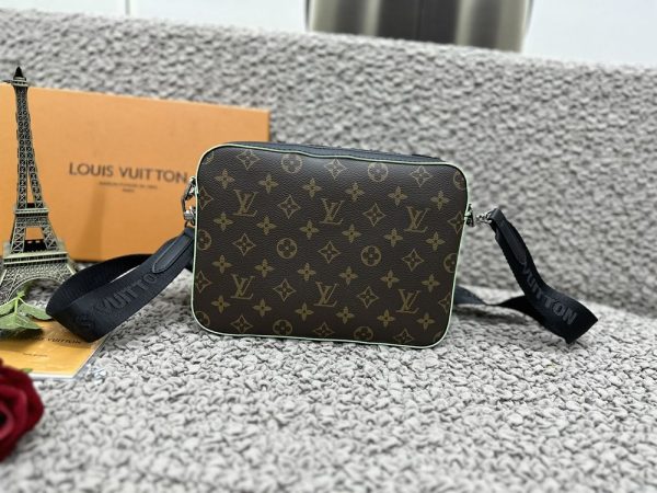 Luxury LV Handbag M40438