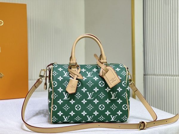 Luxury LV Handbag M24424