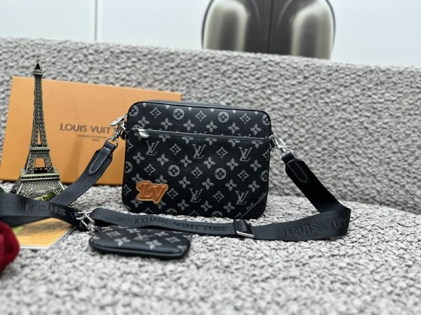 Luxury LV Handbag M40438.1