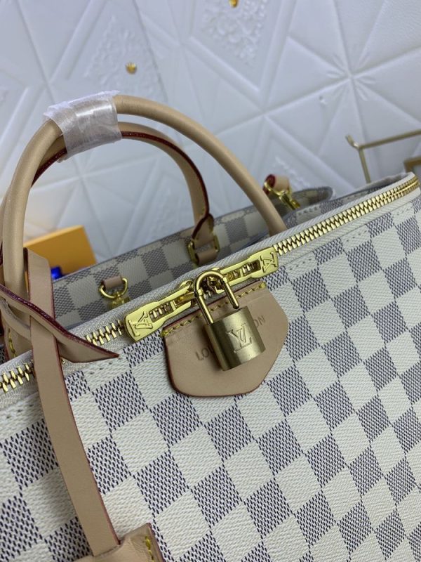 Luxury LV Handbag M40582