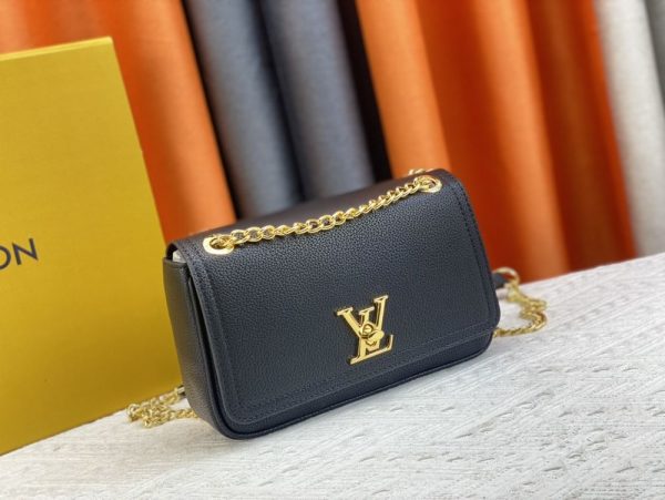 Luxury LV Handbag M22303