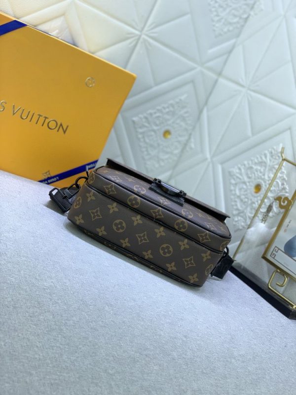 Luxury LV Handbag M46688