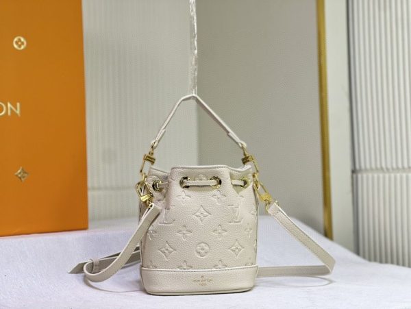 Luxury LV Handbag M81266