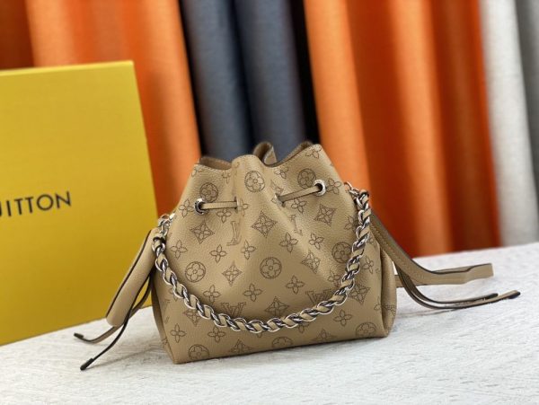 Luxury LV Handbag M57068