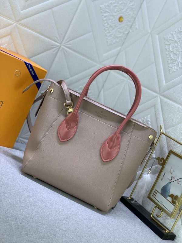 Luxury LV Handbag M54843