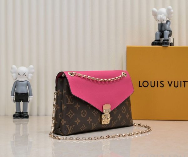 Luxury LV Handbag M41200