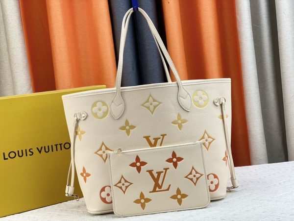 Luxury LV Handbag M45684