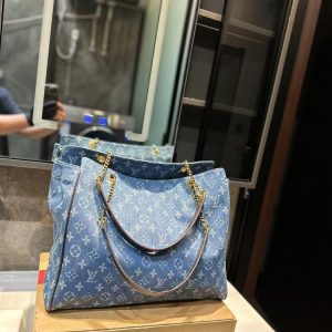 Luxury LV Handbag M45987