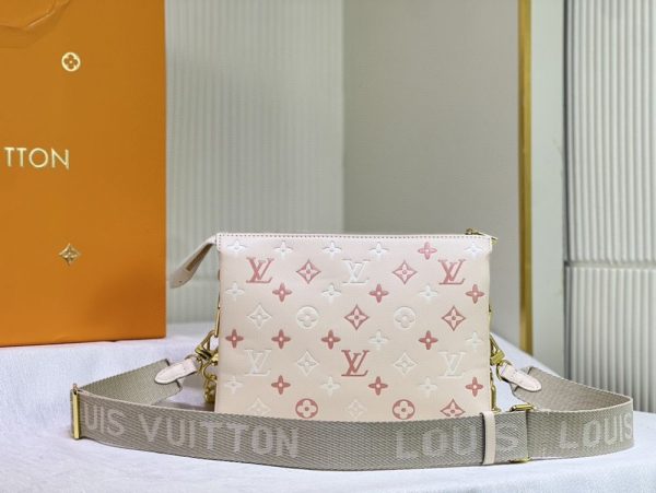 Luxury LV Handbag M57790