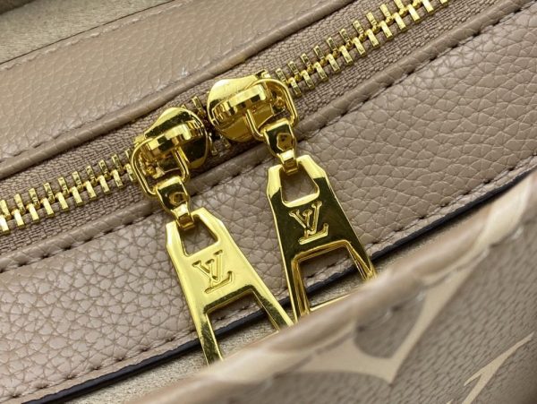 Luxury LV Handbag 46653