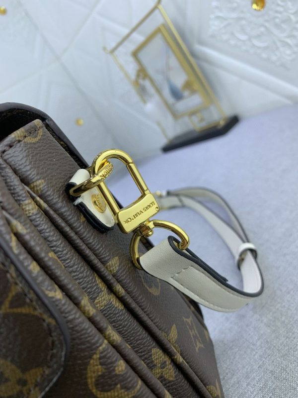 Luxury LV Handbag M40780