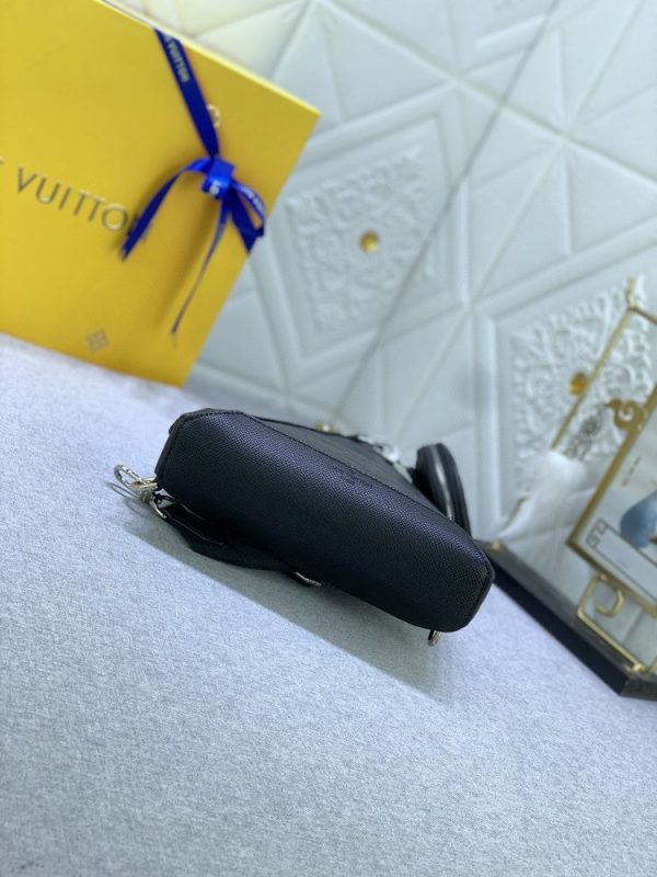 Luxury LV Handbag M30936.1