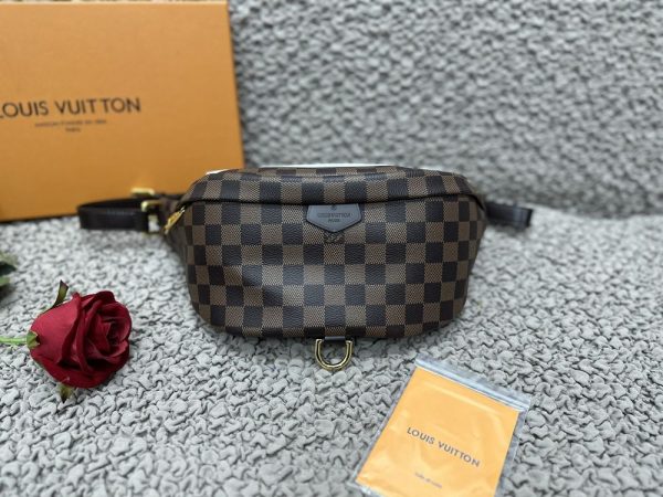 Luxury LV Handbag M43644