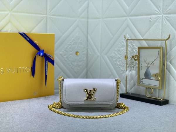 Luxury LV Handbag M81560-M81718