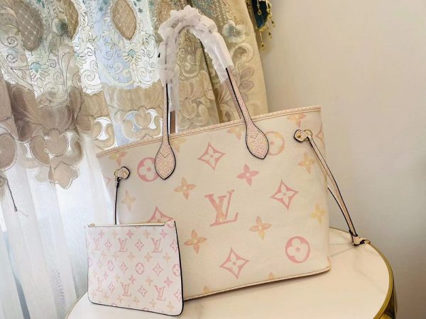 Luxury LV Handbag M22979