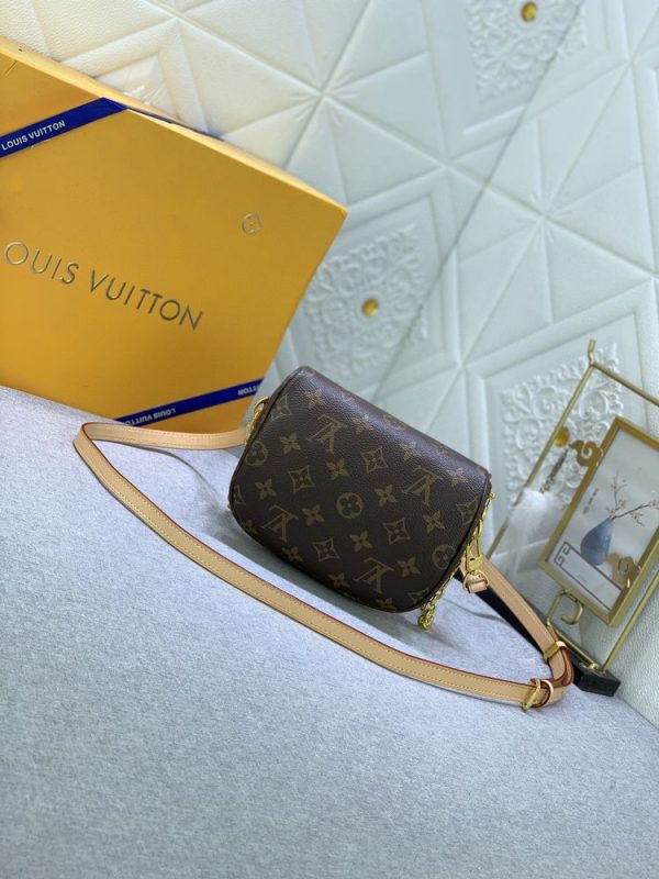 Luxury LV Handbag M82335