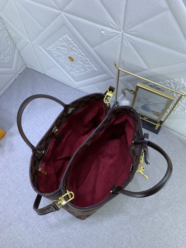 Luxury LV Handbag M40582