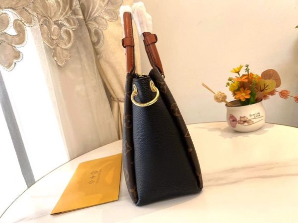 Luxury LV Handbag M46786.1