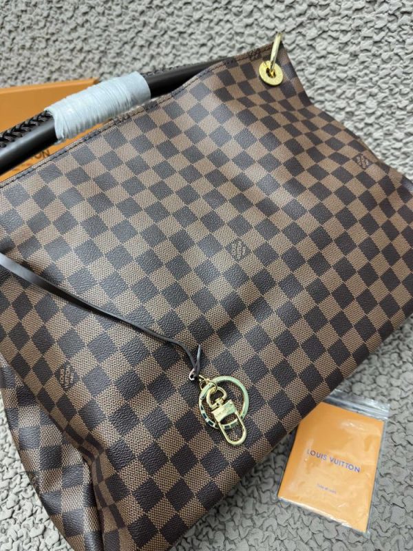 Luxury LV Handbag M40249