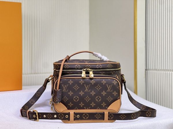 Luxury LV Handbag M44937