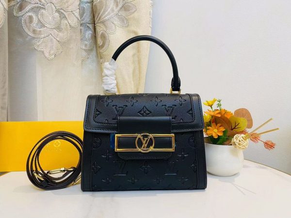 Luxury LV Handbag M46135