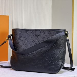 Luxury LV Handbag M44945.1