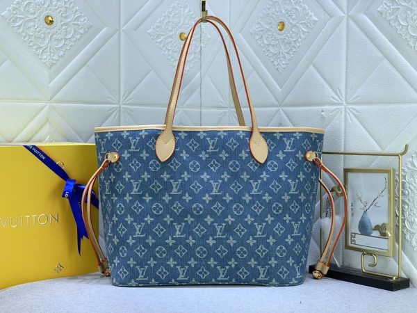 Luxury LV Handbag M40995