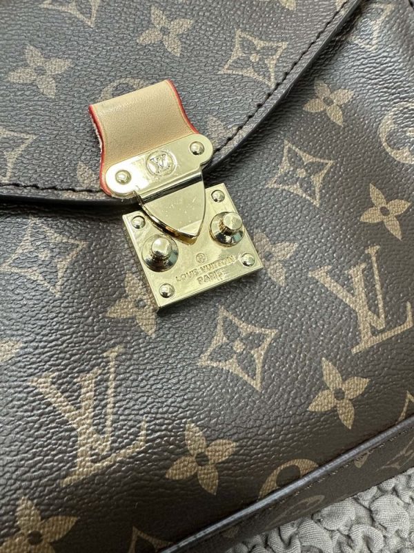 Luxury LV Handbag M40781