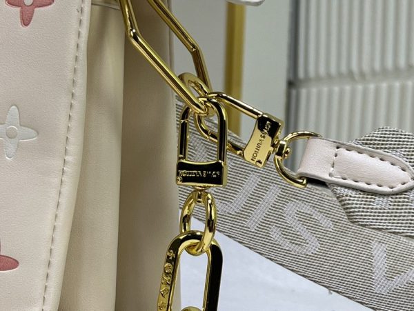 Luxury LV Handbag M57790