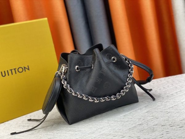 Luxury LV Handbag M57068