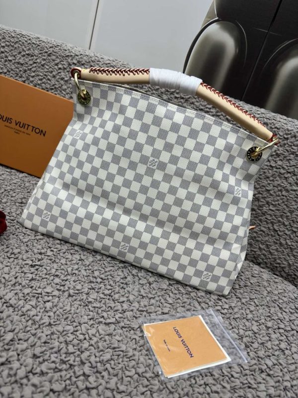 Luxury LV Handbag M40249