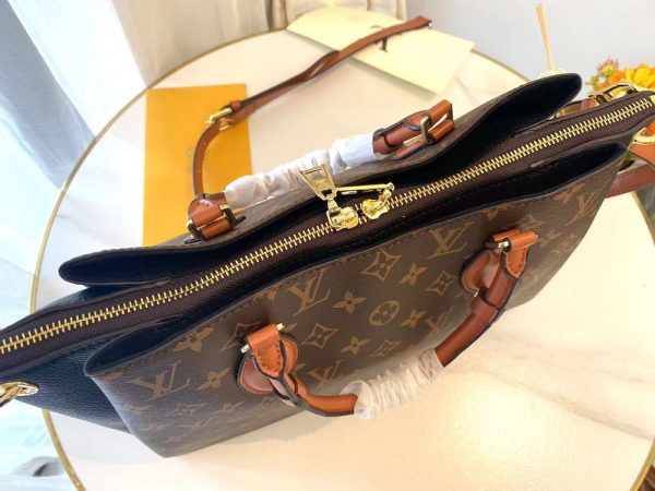 Luxury LV Handbag M46786