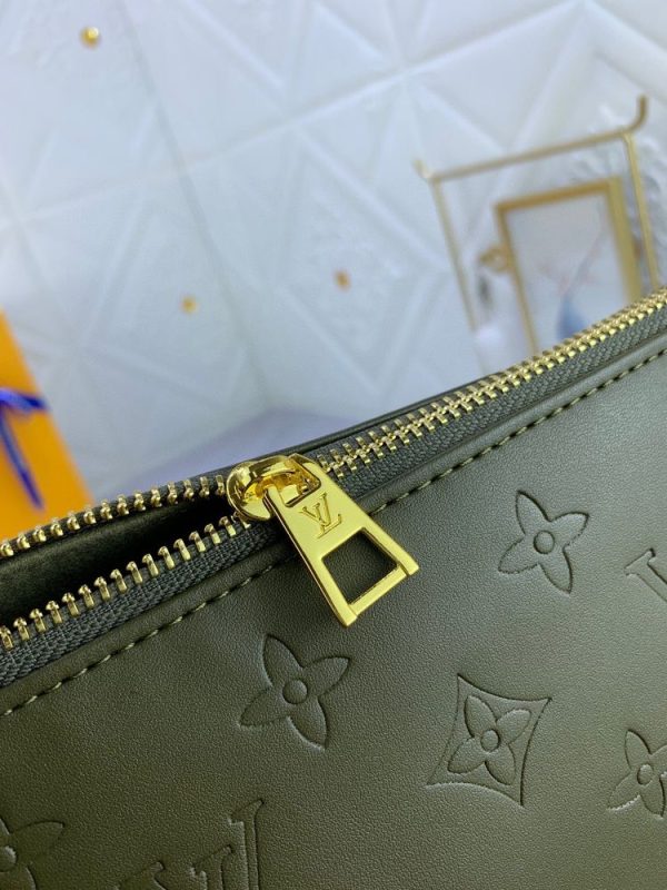 Luxury LV Handbag M57783