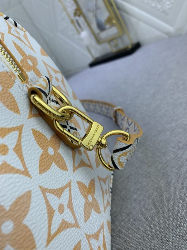 Luxury LV Handbag M23073