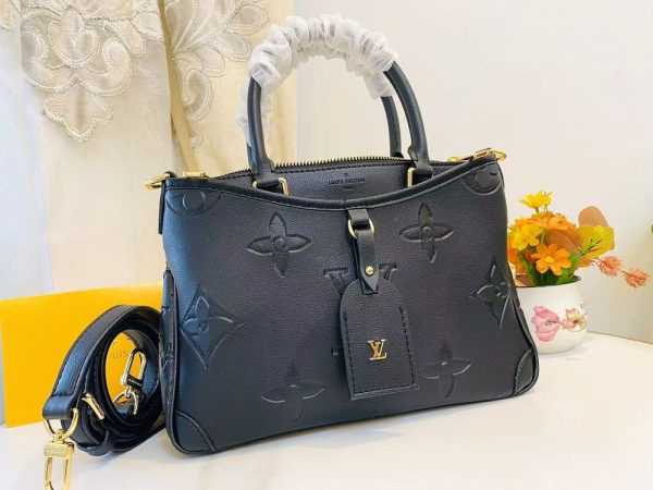 Luxury LV Handbag M46488