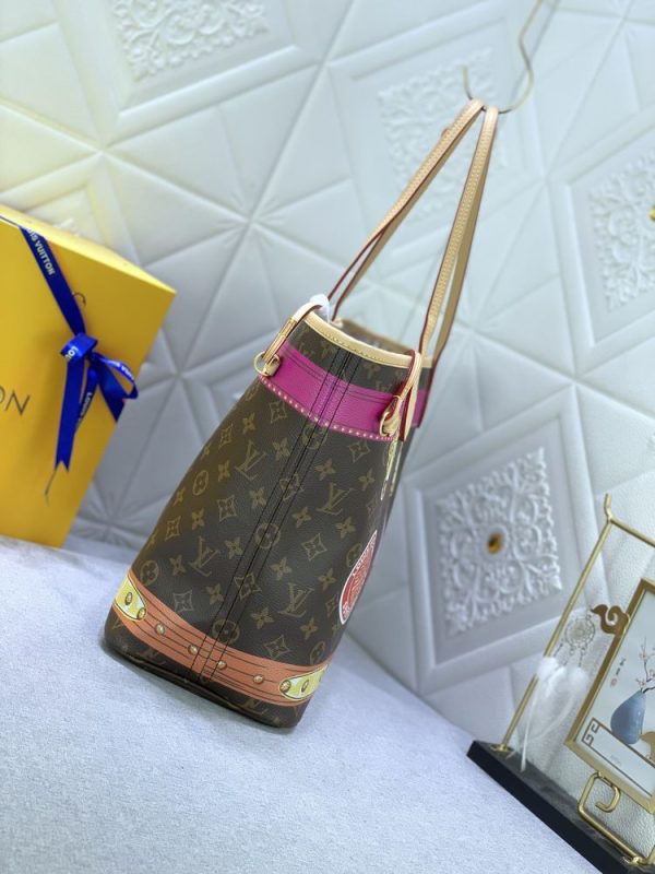 Luxury LV Handbag M41050