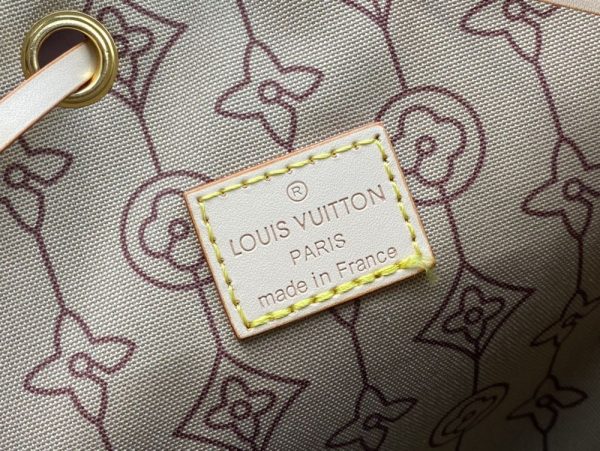 Luxury LV Handbag M40474