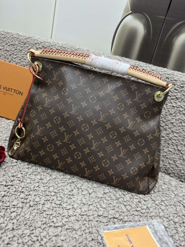 Luxury LV Handbag M40249