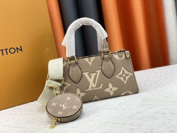 Luxury LV Handbag 46653