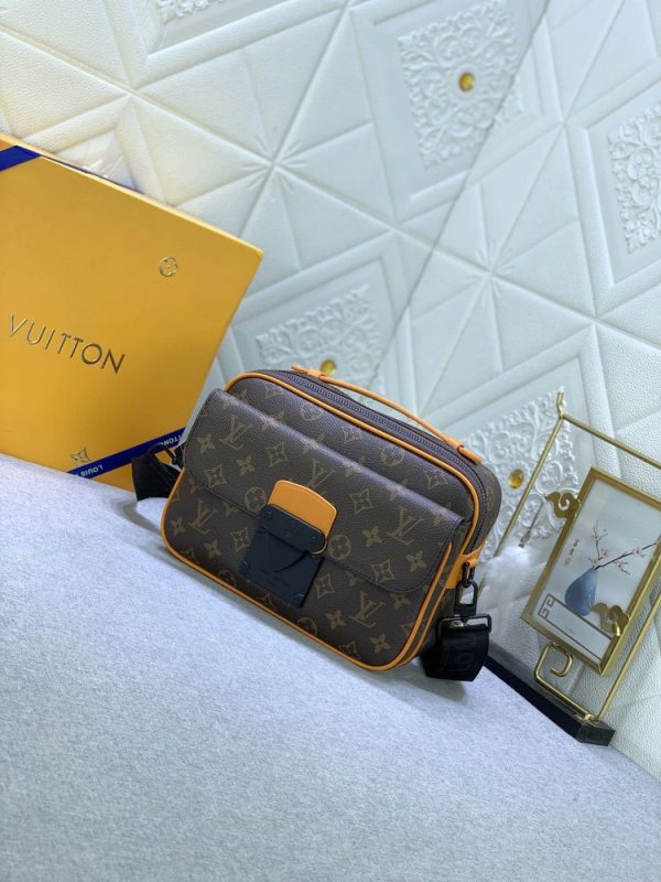 Luxury LV Handbag M46688.1