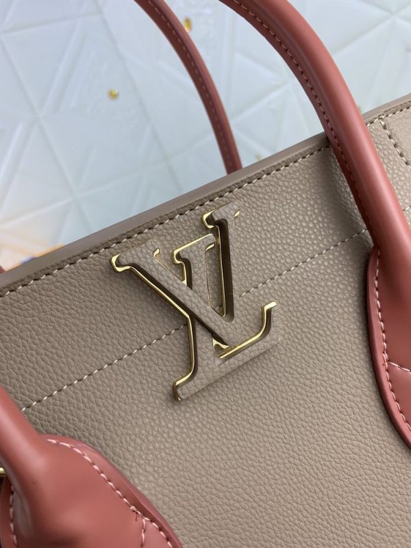 Luxury LV Handbag M54843