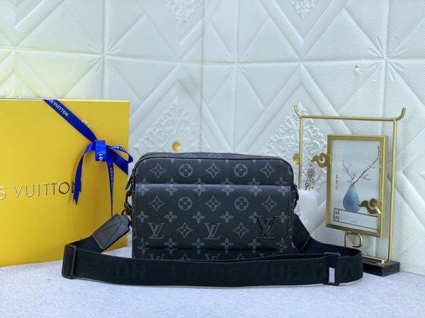 Luxury LV Handbag M22482