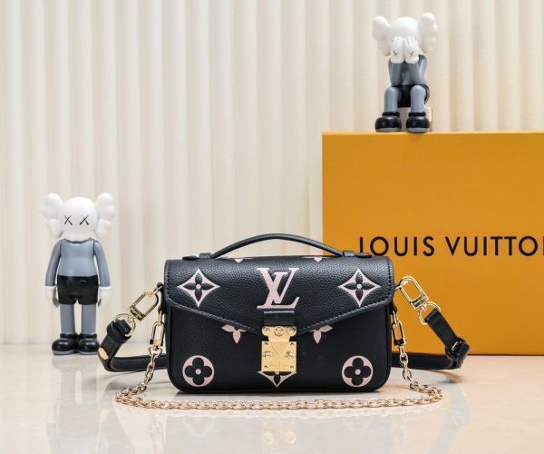 Luxury LV Handbag M22834