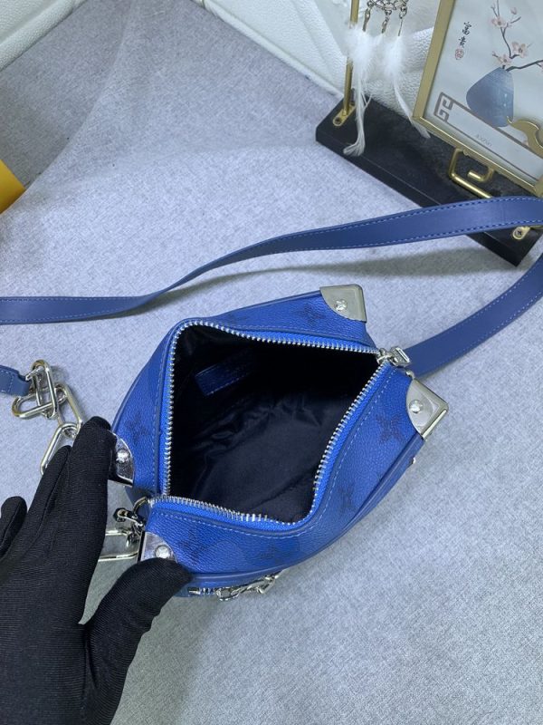 Luxury LV Handbag M22588