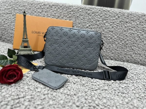 Luxury LV Handbag M40438