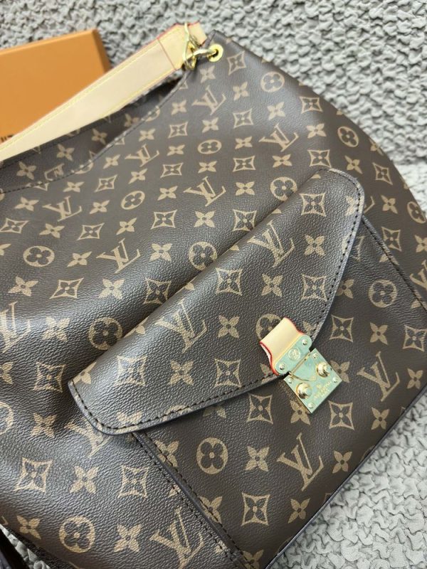 Luxury LV Handbag M40781